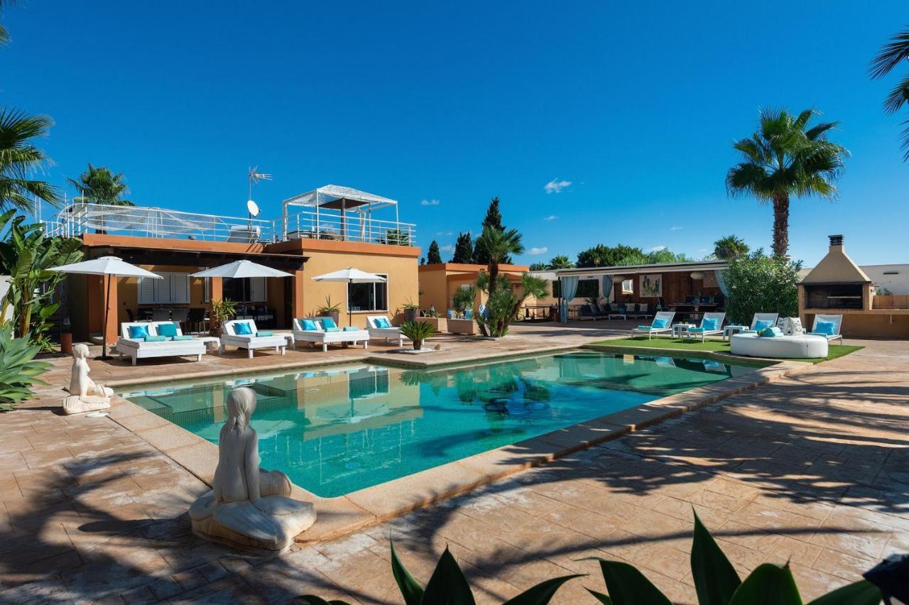 Serena Villa Sant Francesc de s'Estany Bagian luar foto