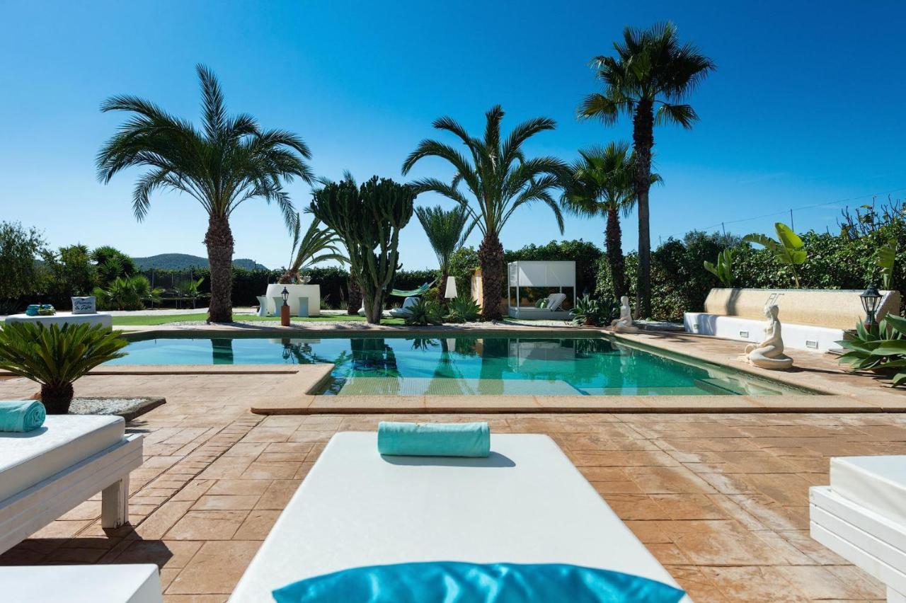 Serena Villa Sant Francesc de s'Estany Bagian luar foto