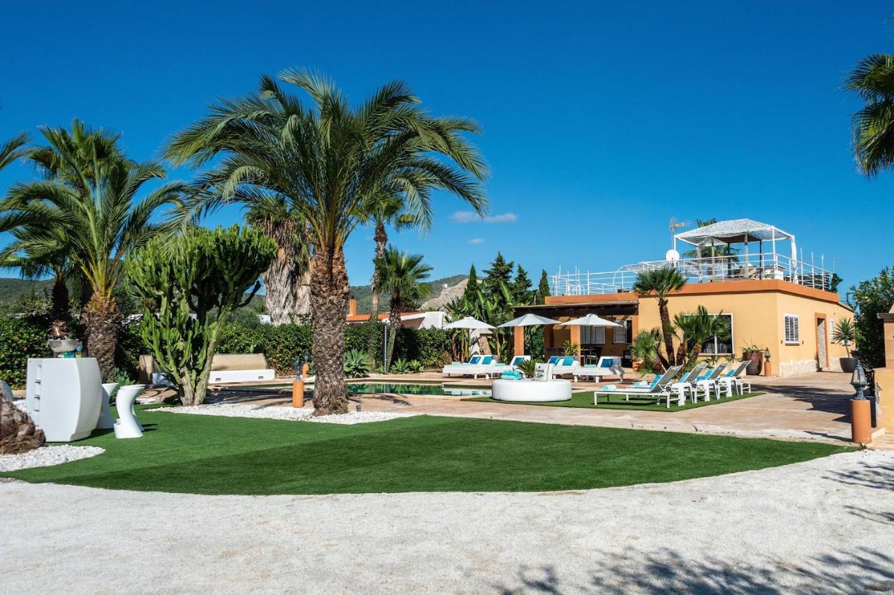 Serena Villa Sant Francesc de s'Estany Bagian luar foto