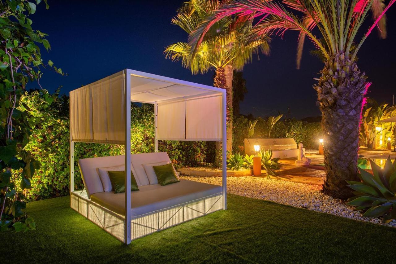 Serena Villa Sant Francesc de s'Estany Bagian luar foto