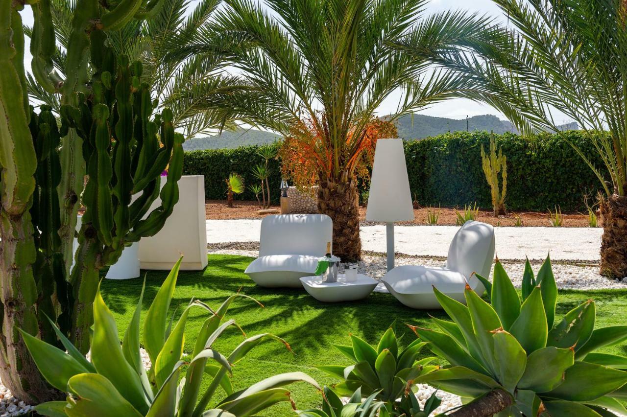 Serena Villa Sant Francesc de s'Estany Bagian luar foto