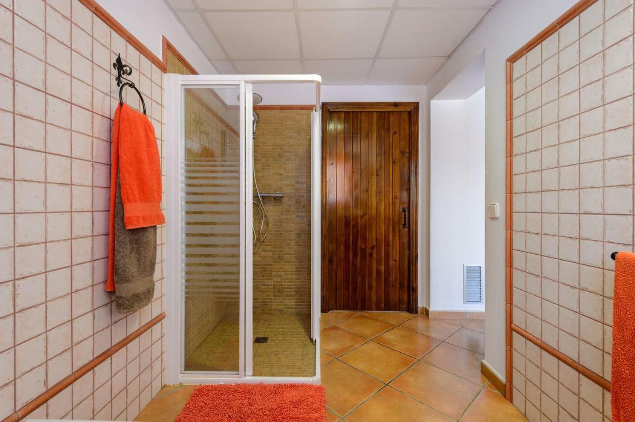 Serena Villa Sant Francesc de s'Estany Bagian luar foto